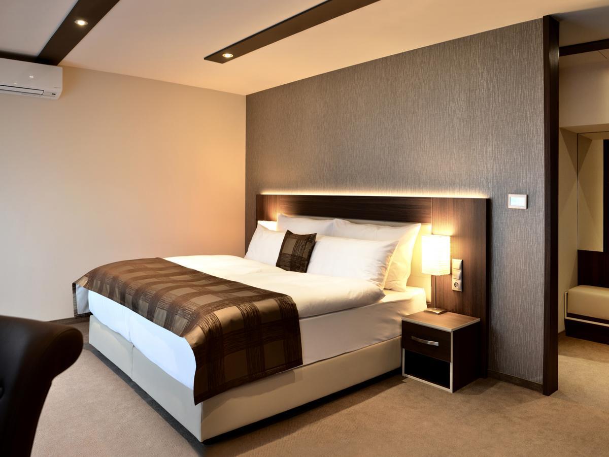 Azul Hotel & Restaurant 帕蒂赞斯克 外观 照片