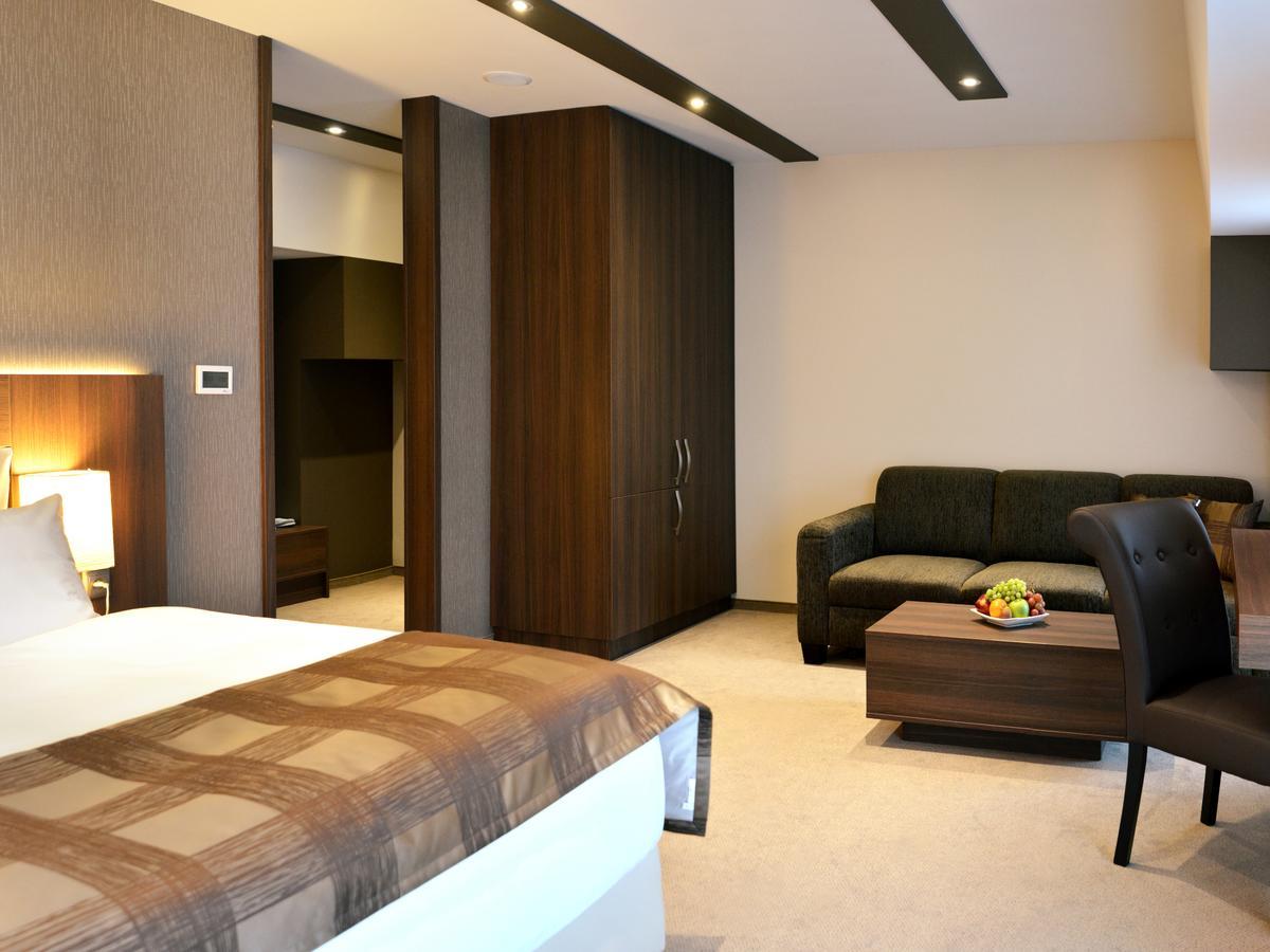 Azul Hotel & Restaurant 帕蒂赞斯克 外观 照片
